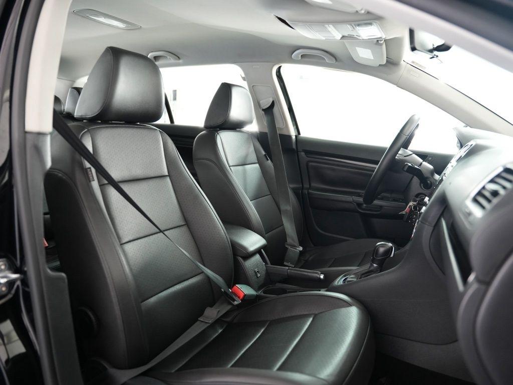 Volkswagen Jetta SportWagen 4dr DSG TDI 2013