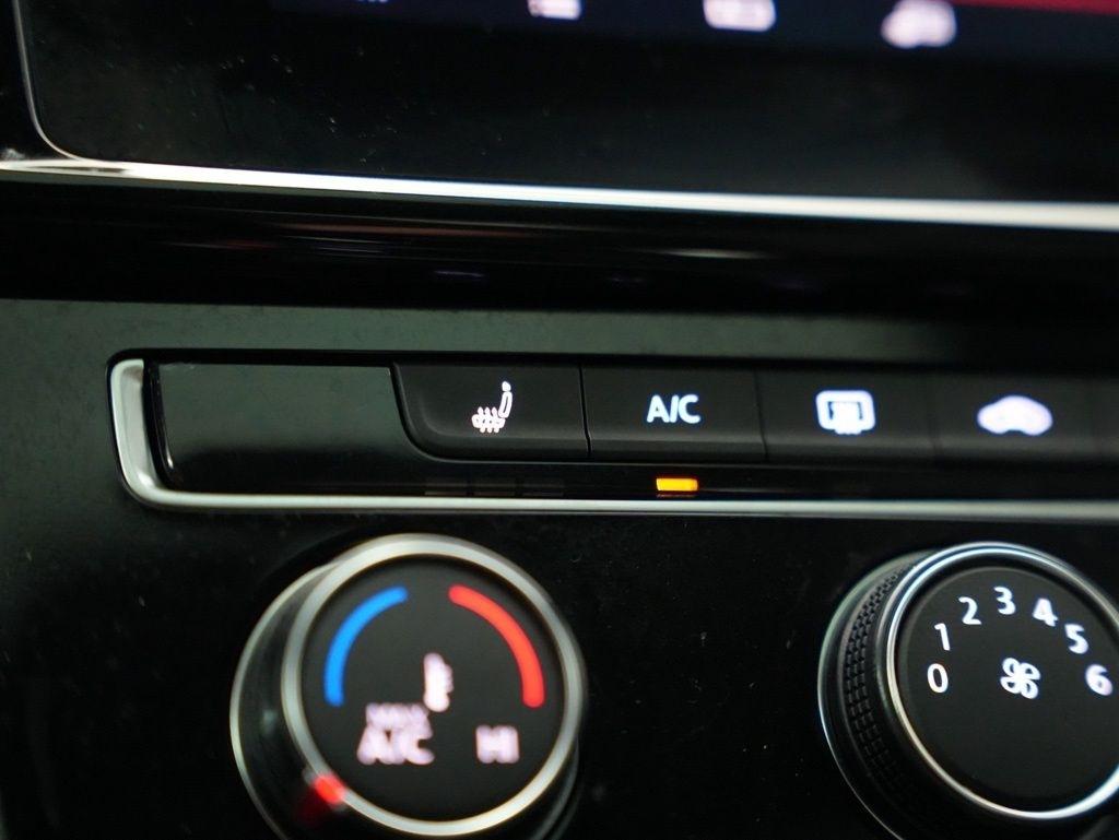 Volkswagen Golf GTI 2.0T Autobahn DSG 2018