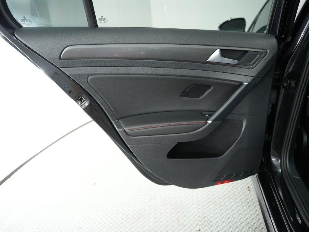 Volkswagen Golf GTI 2.0T Autobahn DSG 2018