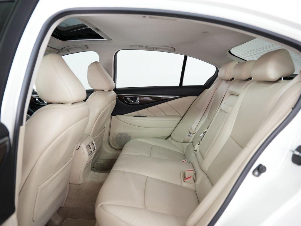 Infiniti Q50 3.0t LUXE AWD 2018