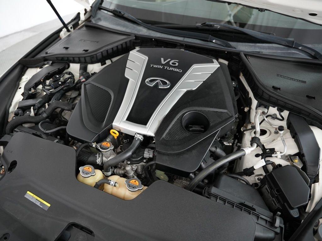 Infiniti Q50 3.0t LUXE AWD 2018