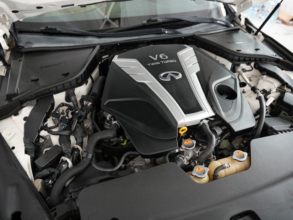Infiniti Q50 3.0t LUXE AWD 2018