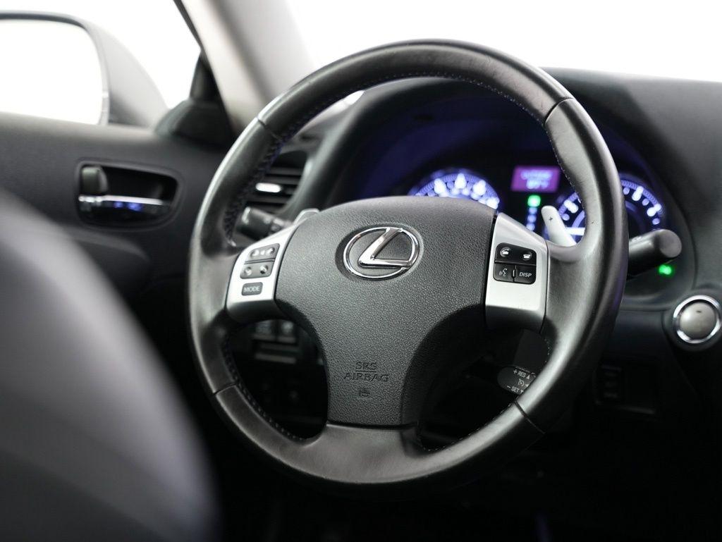 Lexus IS 250C 2dr Conv Auto 2013