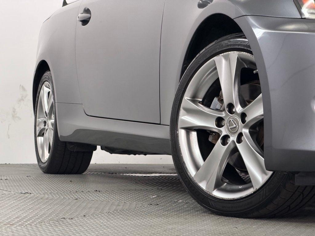 Lexus IS 250C 2dr Conv Auto 2013