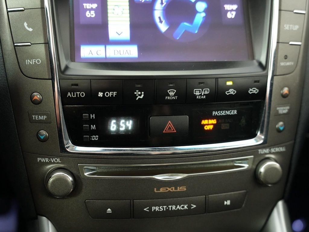 Lexus IS 250C 2dr Conv Auto 2013