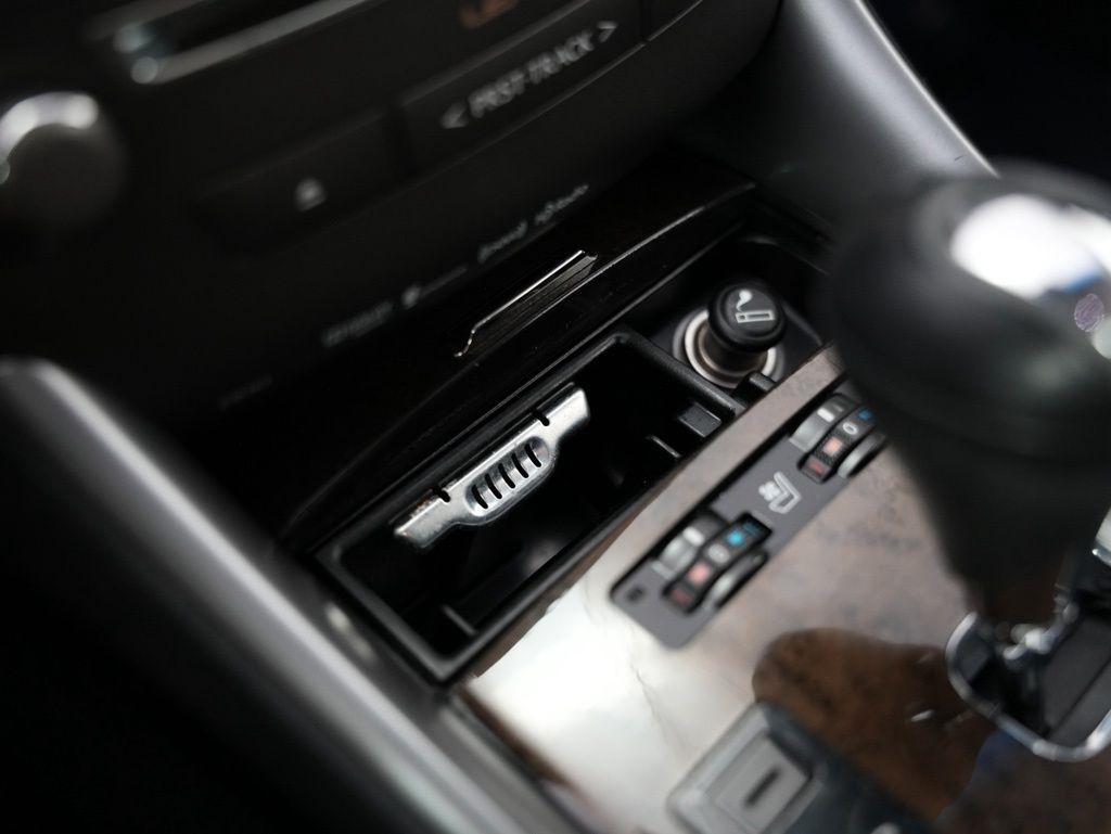 Lexus IS 250C 2dr Conv Auto 2013
