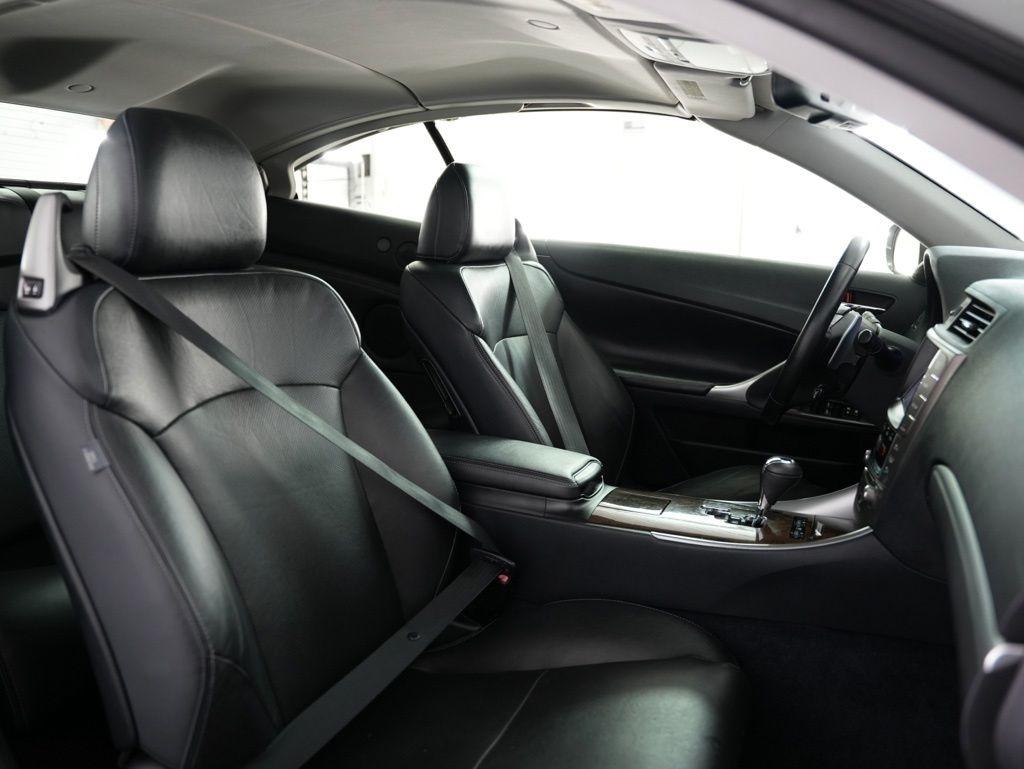 Lexus IS 250C 2dr Conv Auto 2013