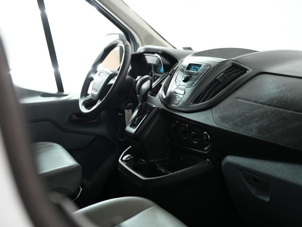 Ford Transit Van T-250 148" Med Rf 9000 GVWR Sliding RH Dr 2019