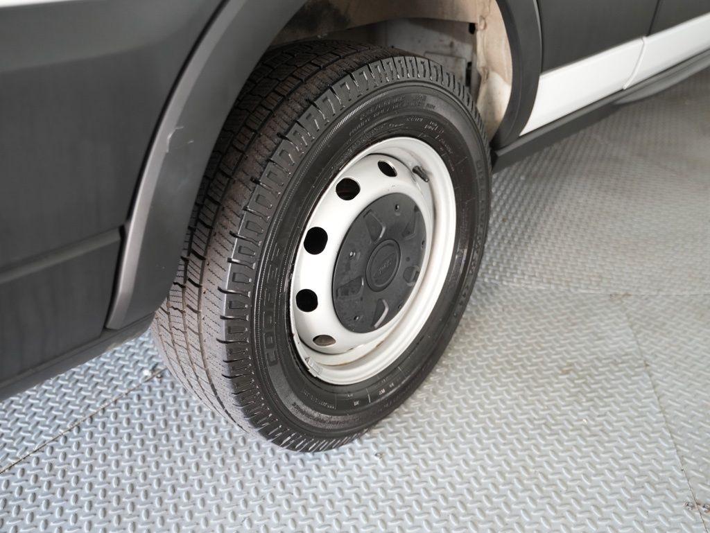 Ford Transit Van T-250 148" Med Rf 9000 GVWR Sliding RH Dr 2019