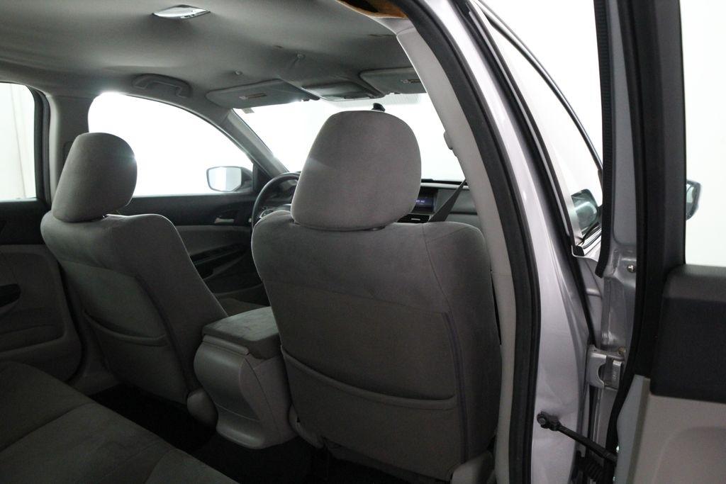 Honda Accord Sdn 4dr I4 Auto LX 2012