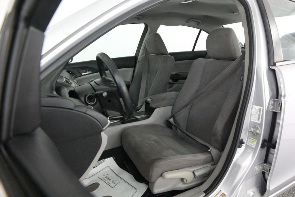 Honda Accord Sdn 4dr I4 Auto LX 2012