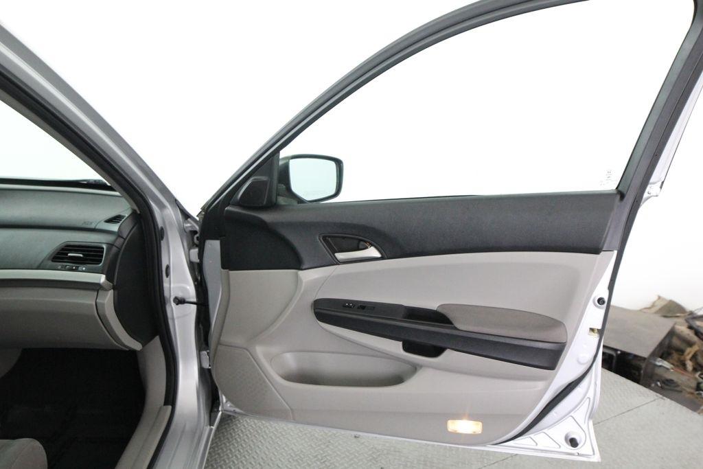 Honda Accord Sdn 4dr I4 Auto LX 2012