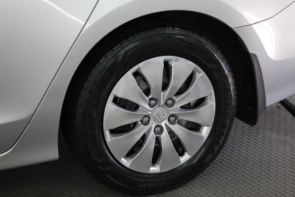 Honda Accord Sdn 4dr I4 Auto LX 2012