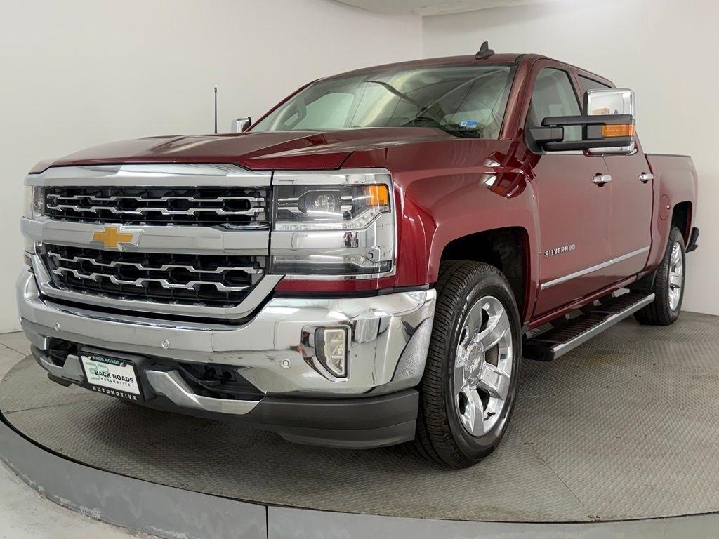 Chevrolet Silverado 1500 4WD Crew Cab 143.5" LTZ w/1LZ 2017