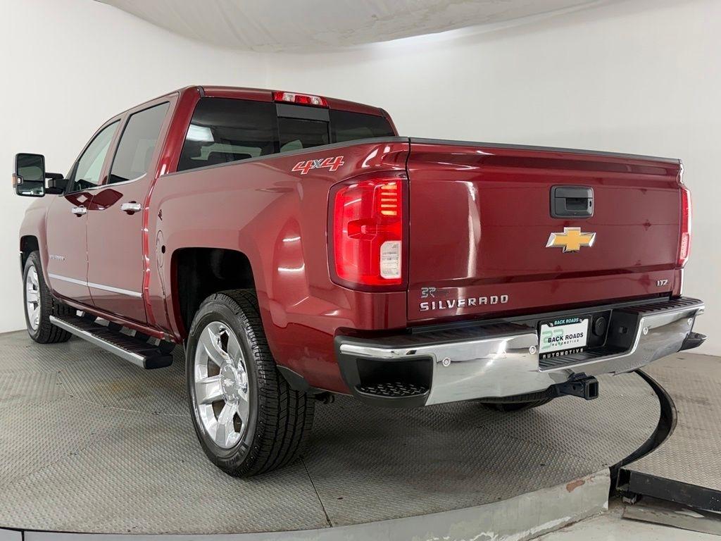 Chevrolet Silverado 1500 4WD Crew Cab 143.5" LTZ w/1LZ 2017