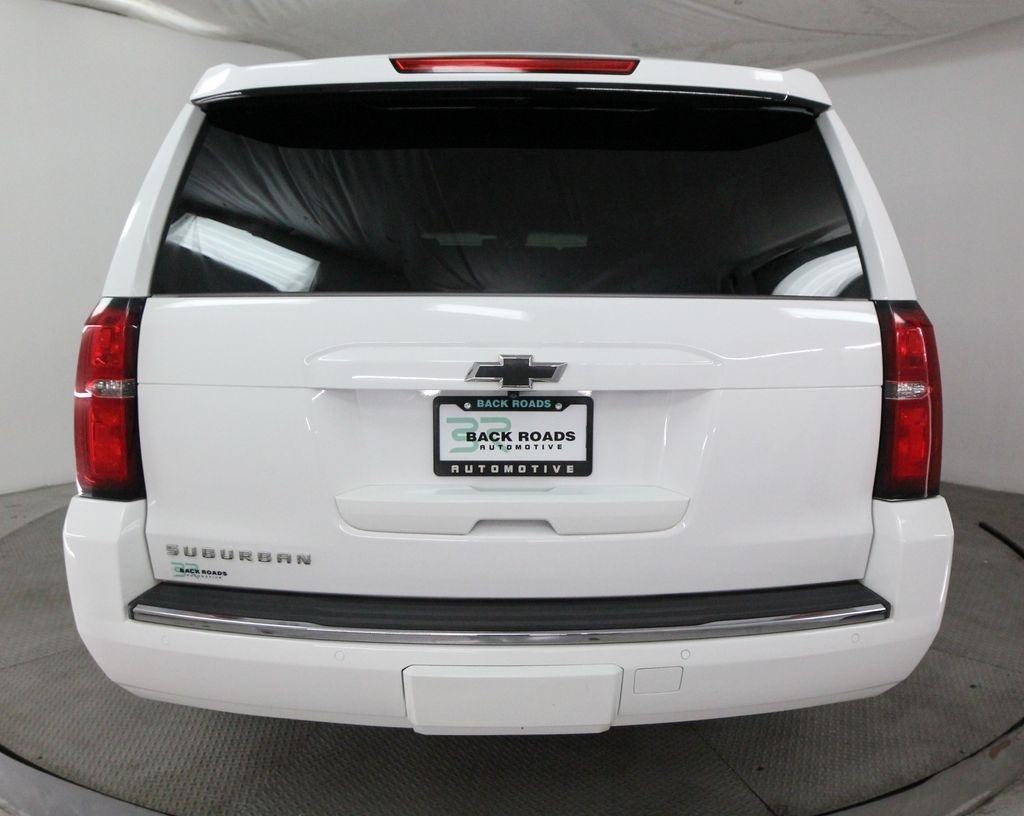 Chevrolet Suburban 4WD 4dr 1500 LTZ 2016