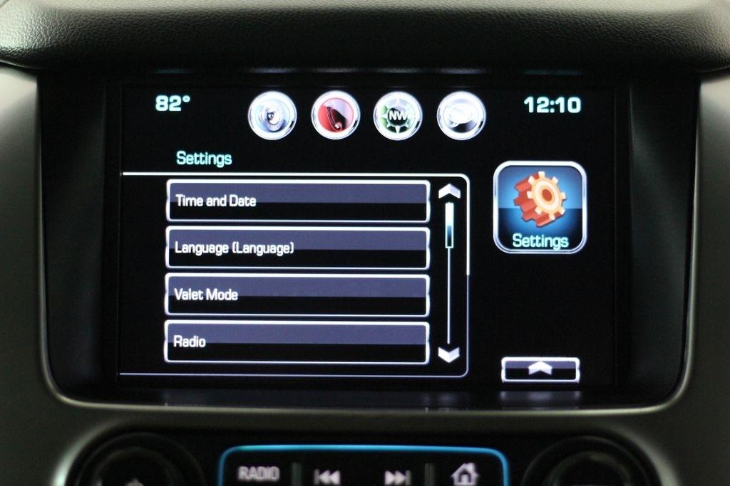 Chevrolet Suburban 4WD 4dr 1500 LTZ 2016