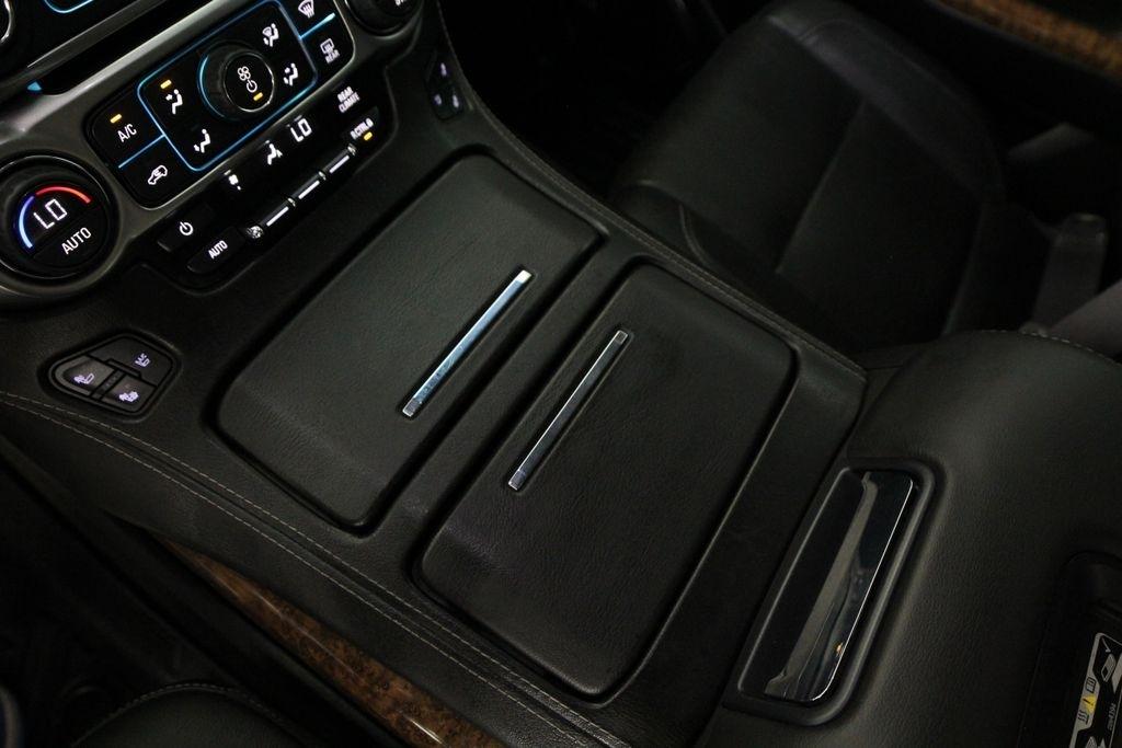 Chevrolet Suburban 4WD 4dr 1500 LTZ 2016