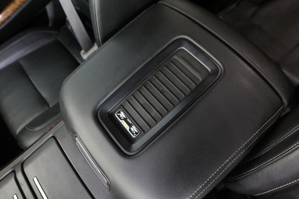 Chevrolet Suburban 4WD 4dr 1500 LTZ 2016
