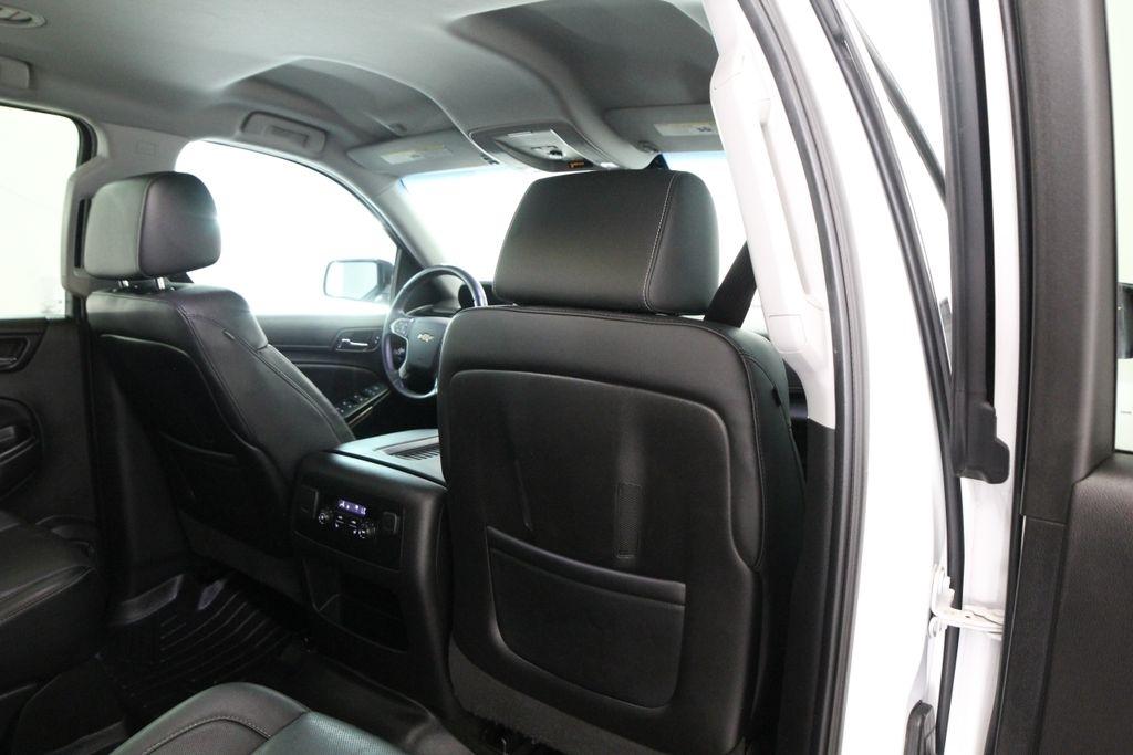 Chevrolet Suburban 4WD 4dr 1500 LTZ 2016