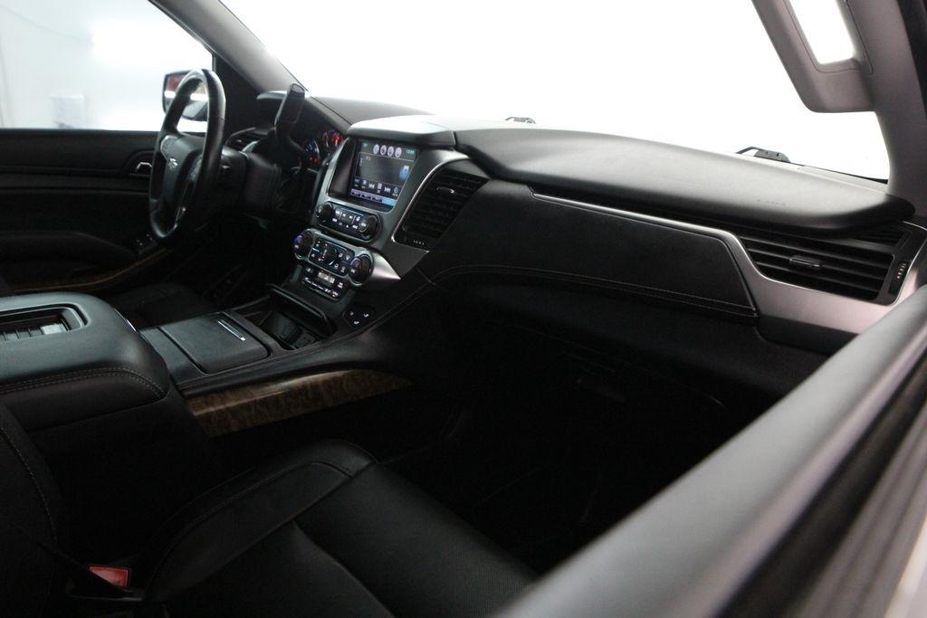 Chevrolet Suburban 4WD 4dr 1500 LTZ 2016