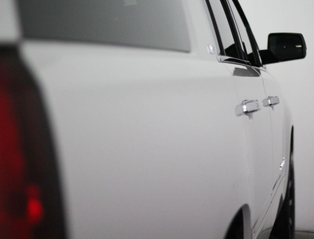 Chevrolet Suburban 4WD 4dr 1500 LTZ 2016