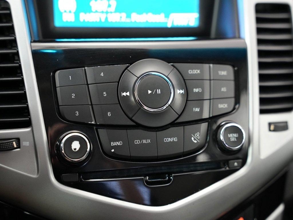 Chevrolet Cruze 4dr Sdn LS 2012