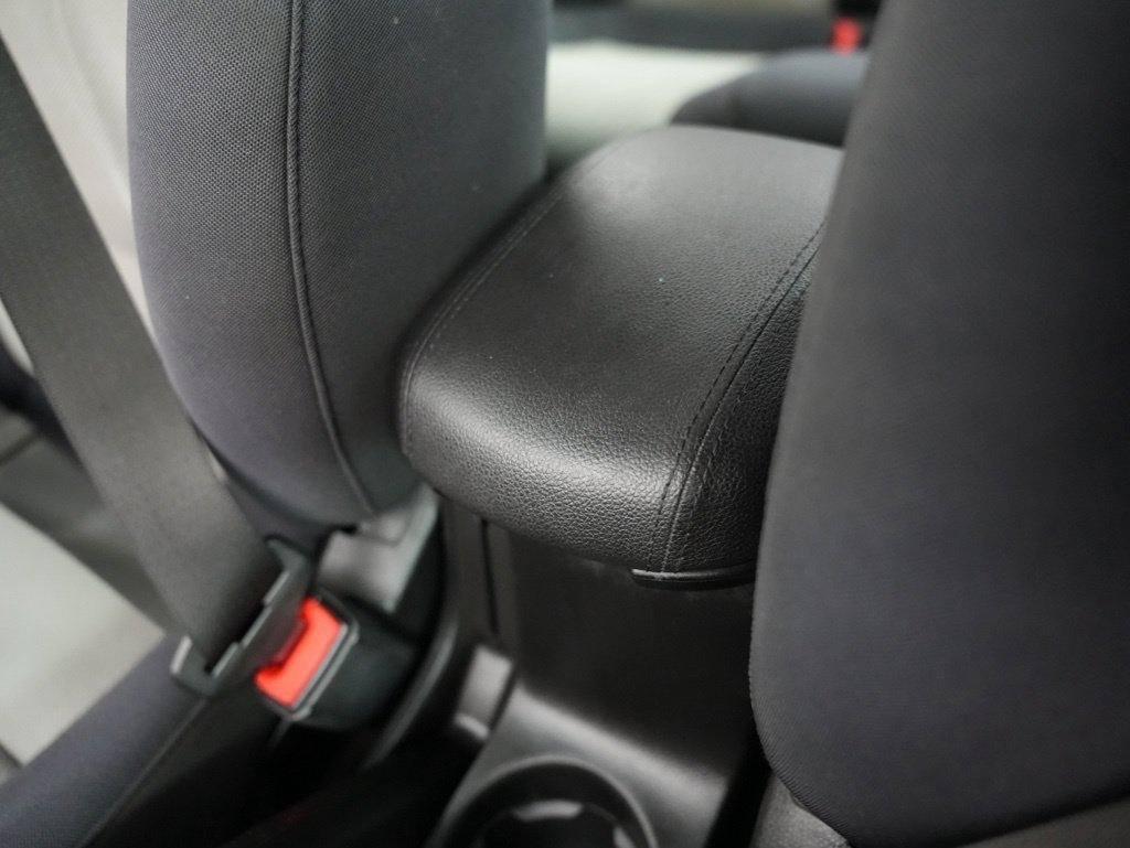 Chevrolet Cruze 4dr Sdn LS 2012
