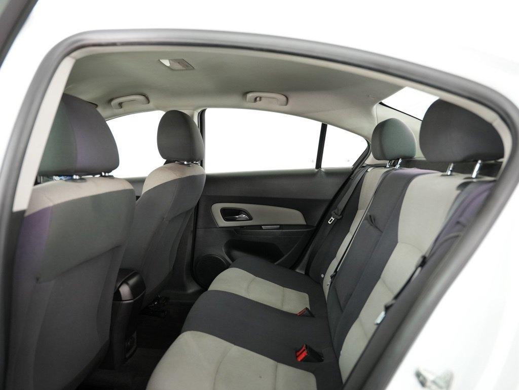 Chevrolet Cruze 4dr Sdn LS 2012