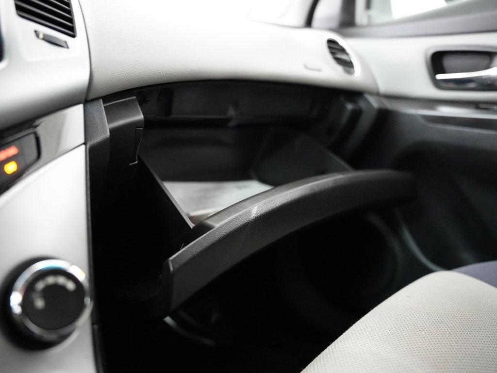 Chevrolet Cruze 4dr Sdn LS 2012
