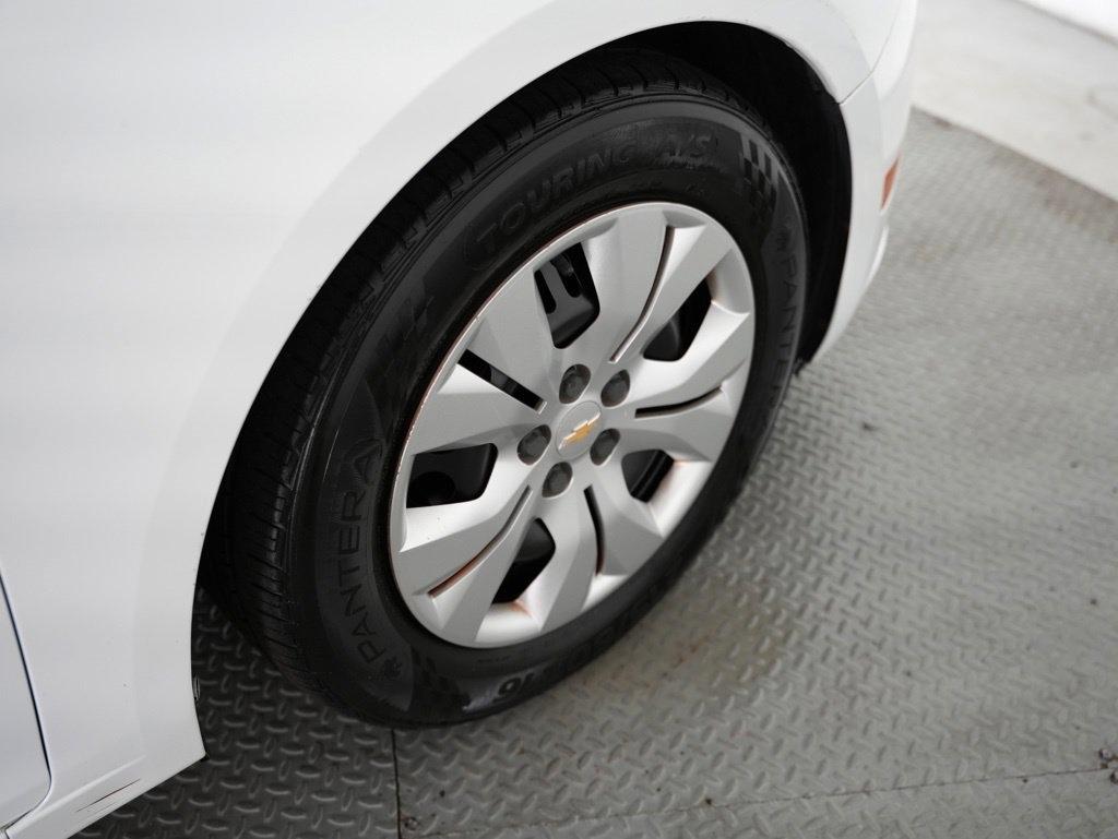 Chevrolet Cruze 4dr Sdn LS 2012