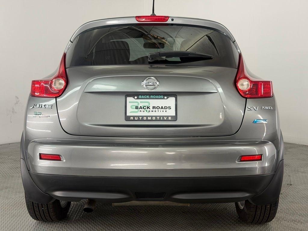 Nissan Juke 5dr Wgn CVT SV AWD 2013