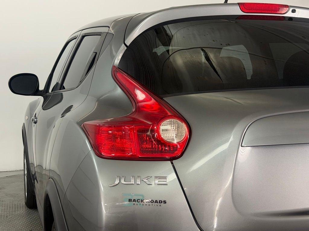 Nissan Juke 5dr Wgn CVT SV AWD 2013