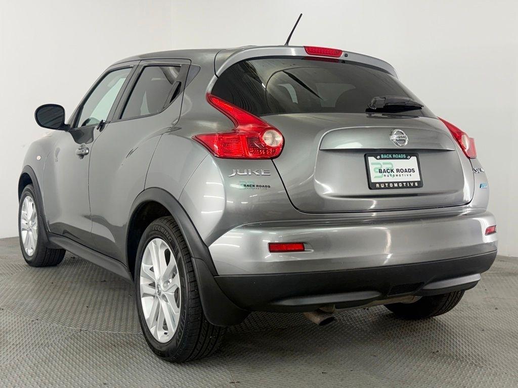 Nissan Juke 5dr Wgn CVT SV AWD 2013