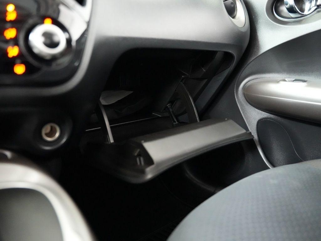 Nissan Juke 5dr Wgn CVT SV AWD 2013