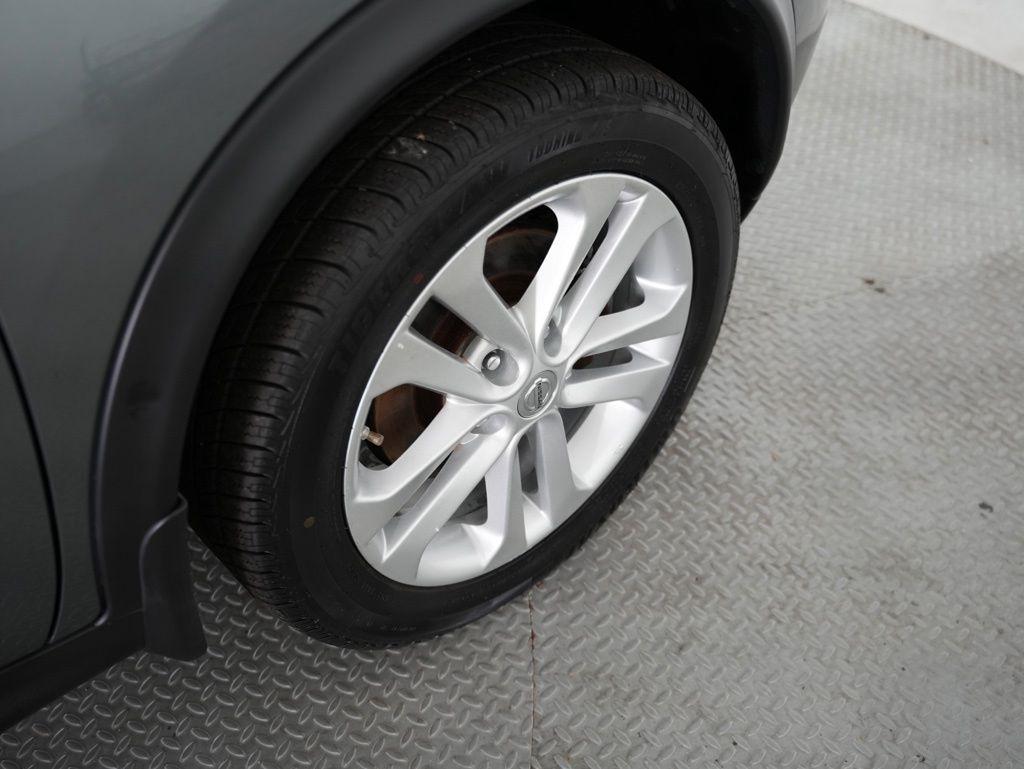 Nissan Juke 5dr Wgn CVT SV AWD 2013