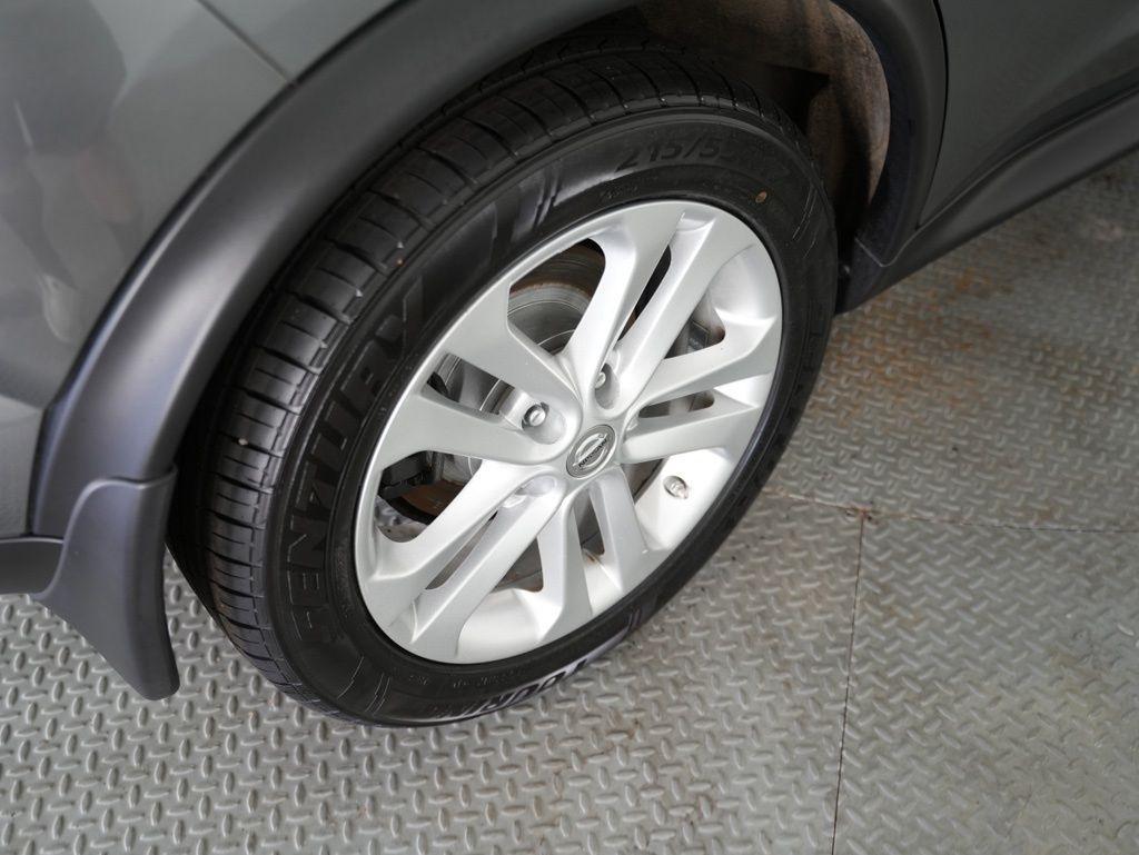 Nissan Juke 5dr Wgn CVT SV AWD 2013