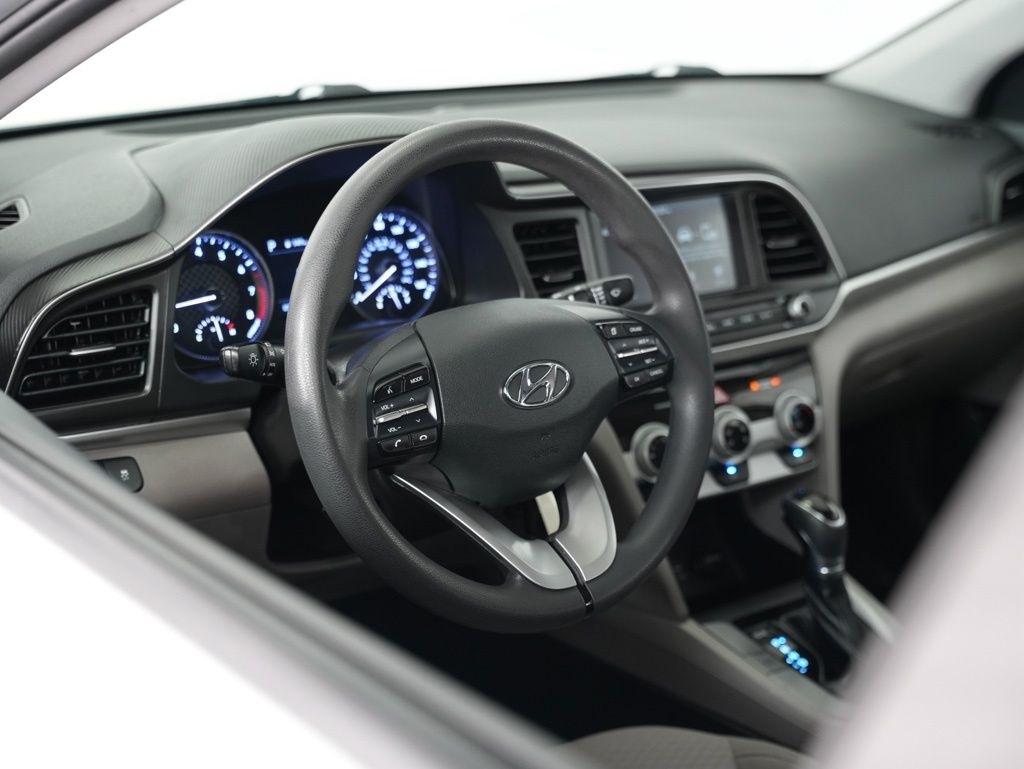 Hyundai Elantra SEL Auto 2019