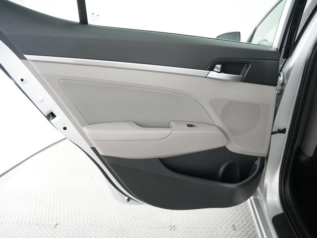 Hyundai Elantra SEL Auto 2019