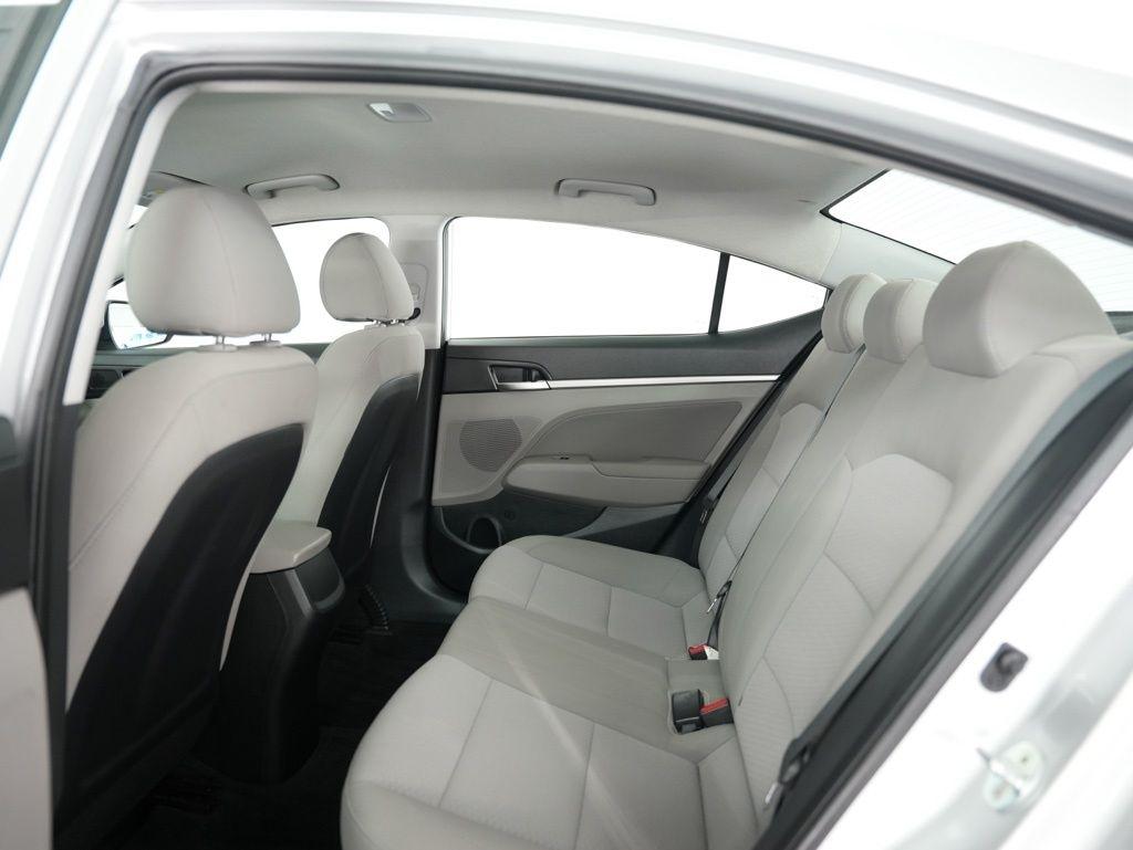 Hyundai Elantra SEL Auto 2019