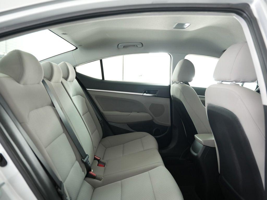 Hyundai Elantra SEL Auto 2019