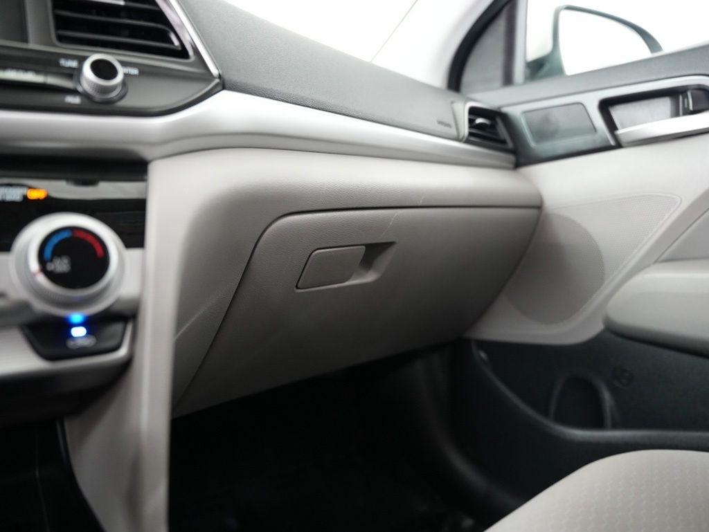 Hyundai Elantra SEL Auto 2019