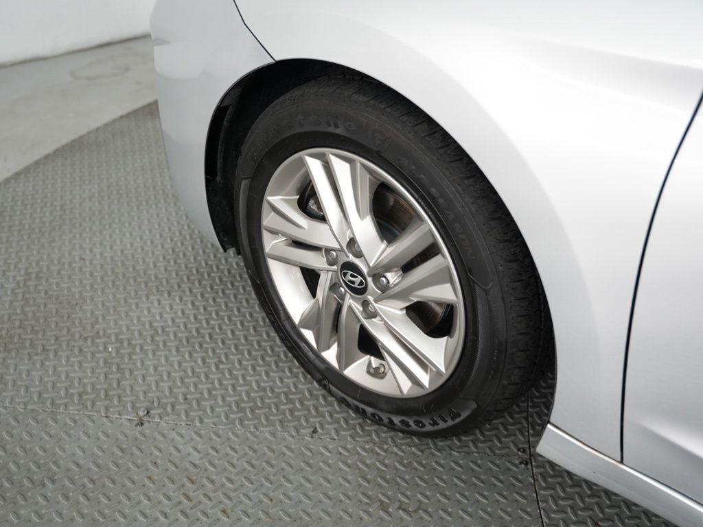 Hyundai Elantra SEL Auto 2019