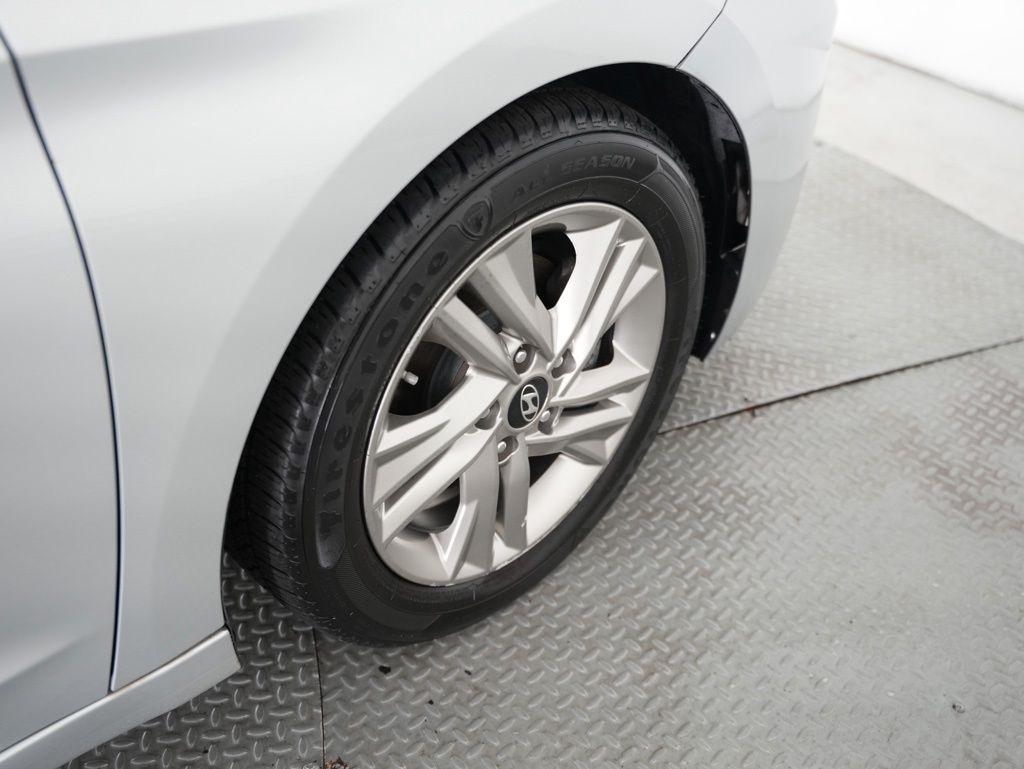 Hyundai Elantra SEL Auto 2019
