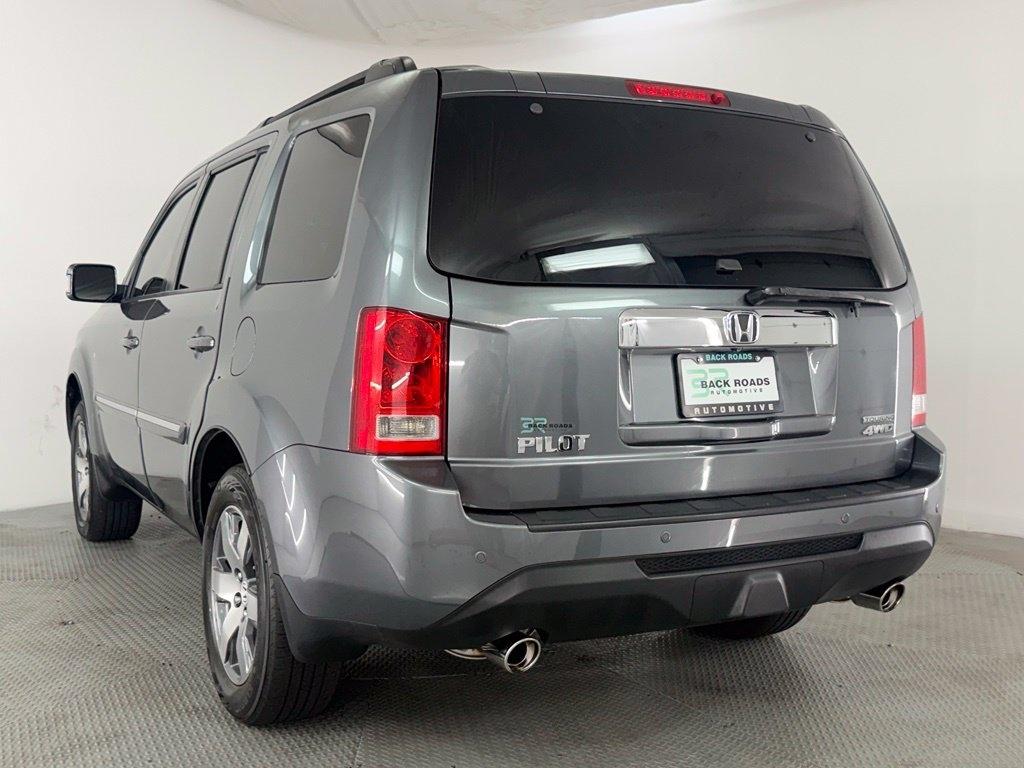 Honda Pilot 4WD 4dr Touring w/RES & Navi 2013