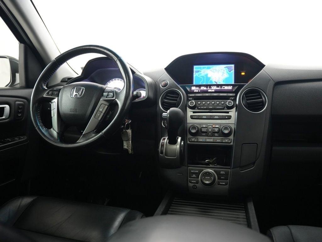 Honda Pilot 4WD 4dr Touring w/RES & Navi 2013