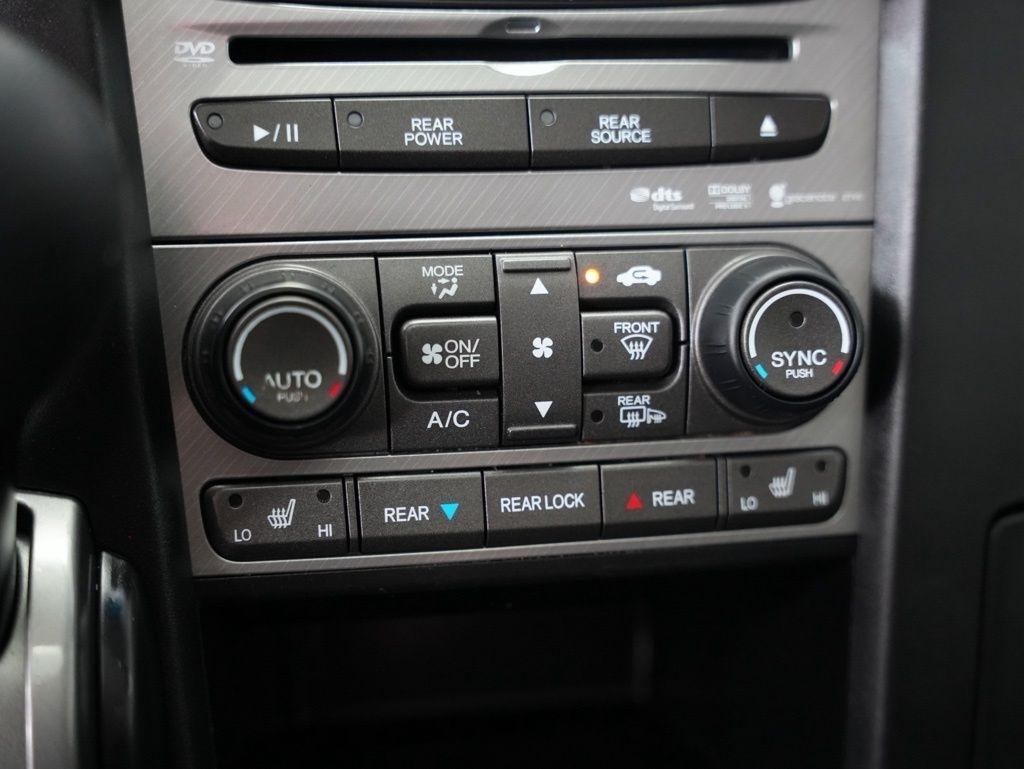 Honda Pilot 4WD 4dr Touring w/RES & Navi 2013