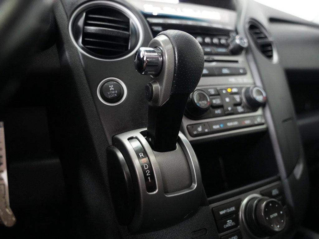 Honda Pilot 4WD 4dr Touring w/RES & Navi 2013