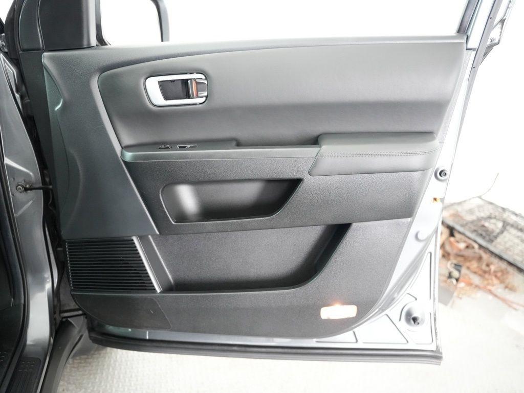 Honda Pilot 4WD 4dr Touring w/RES & Navi 2013