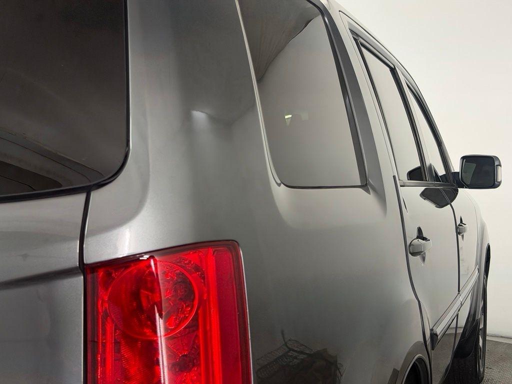 Honda Pilot 4WD 4dr Touring w/RES & Navi 2013